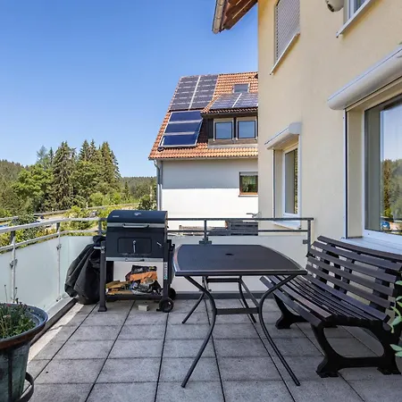 Eichhoernchen-haus Koerner Im *