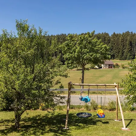 Apartmán Eichhoernchen-haus Koerner Im *