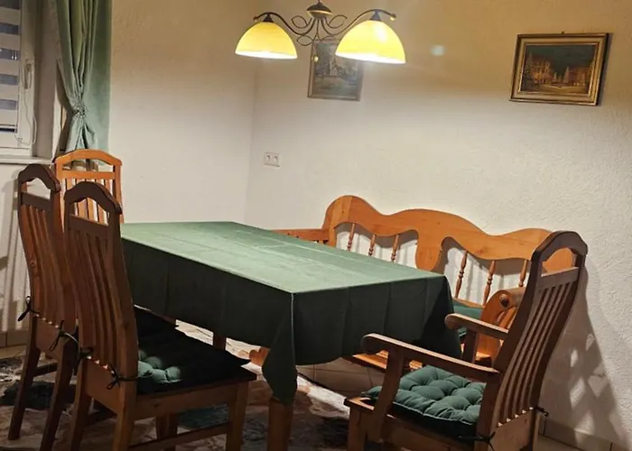 Eichhoernchen-haus Koerner Im Schwarzwald Apartamento Peterzell